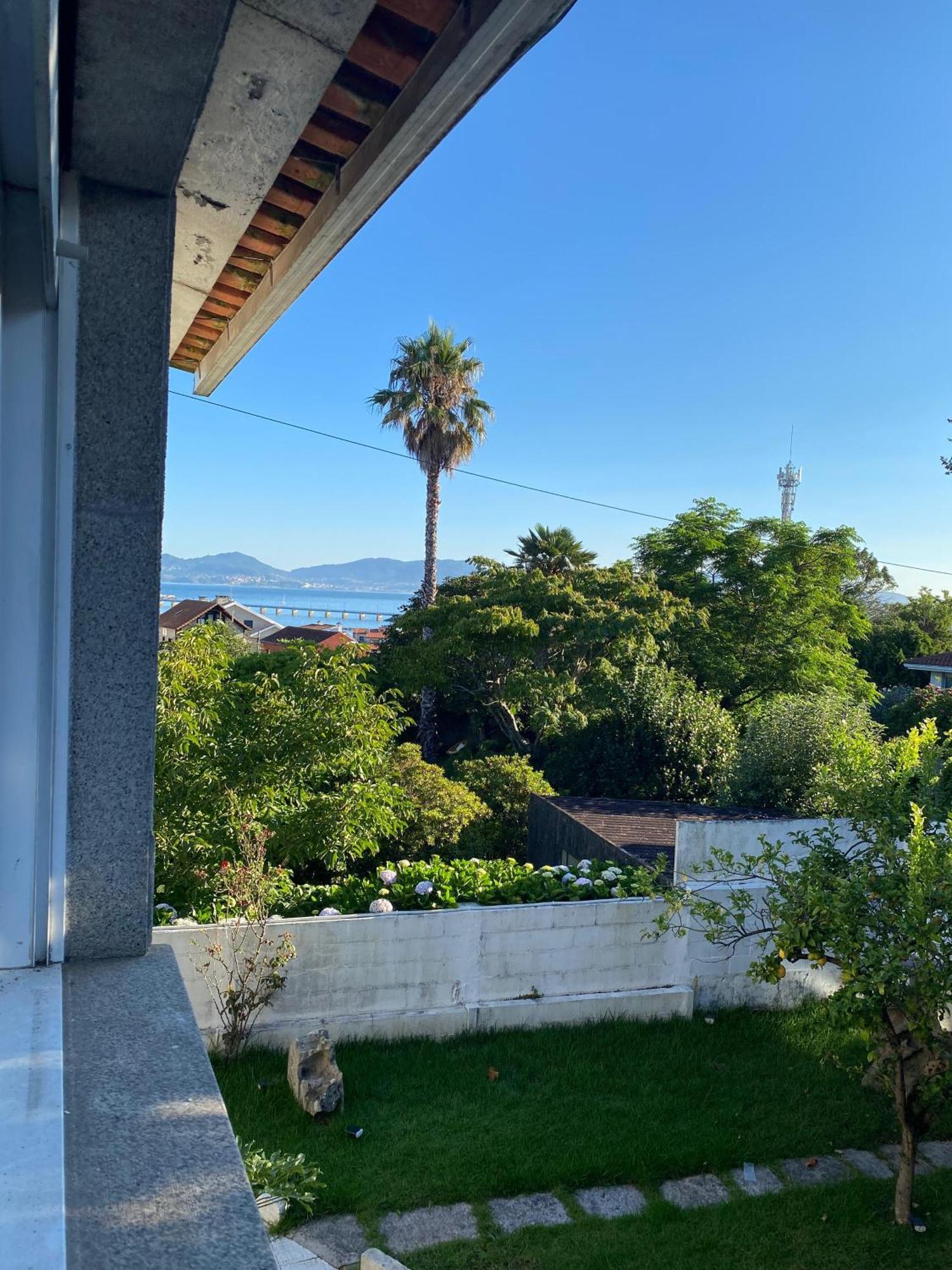 Chalet Adosado Independiente En Vigo - Canido Oya Εξωτερικό φωτογραφία