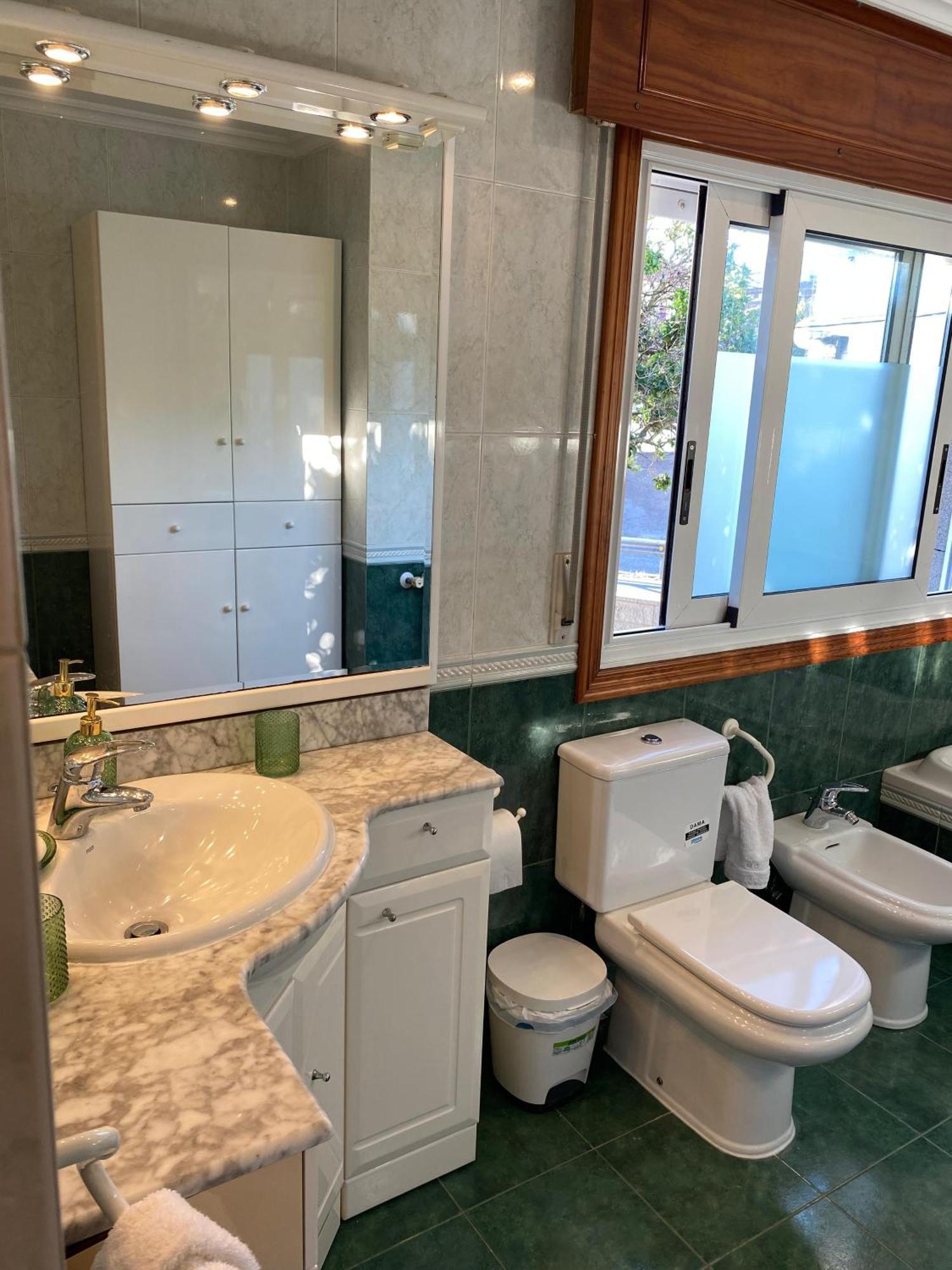Chalet Adosado Independiente En Vigo - Canido Oya Εξωτερικό φωτογραφία
